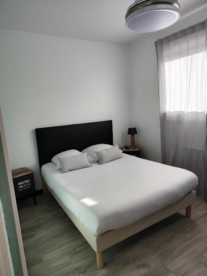 Hotel Le Sporting Beaumont-sur-Leze Exteriér fotografie